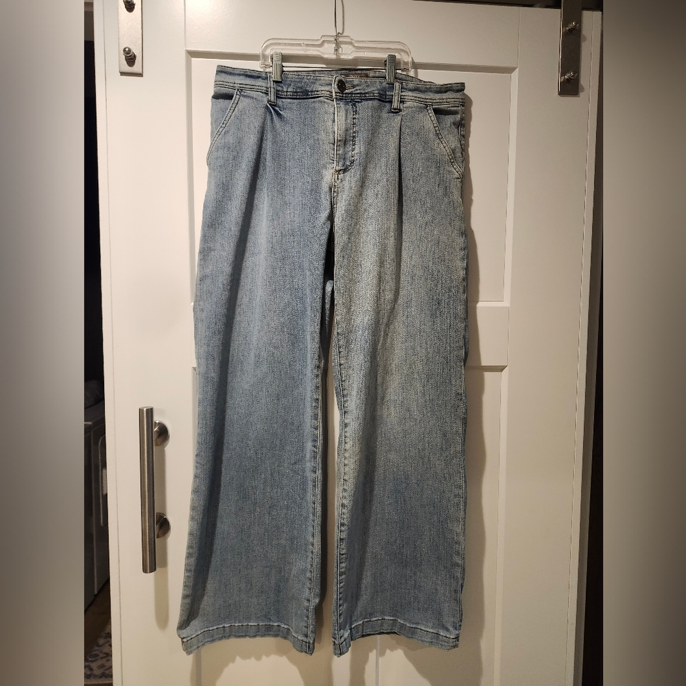Kut from the Kloth Women's Wide LegJeans - Light Blue Size 14 - Picture 2 of 4